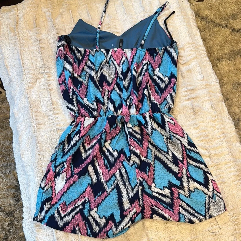Colorful Zigzag Patterned Romper